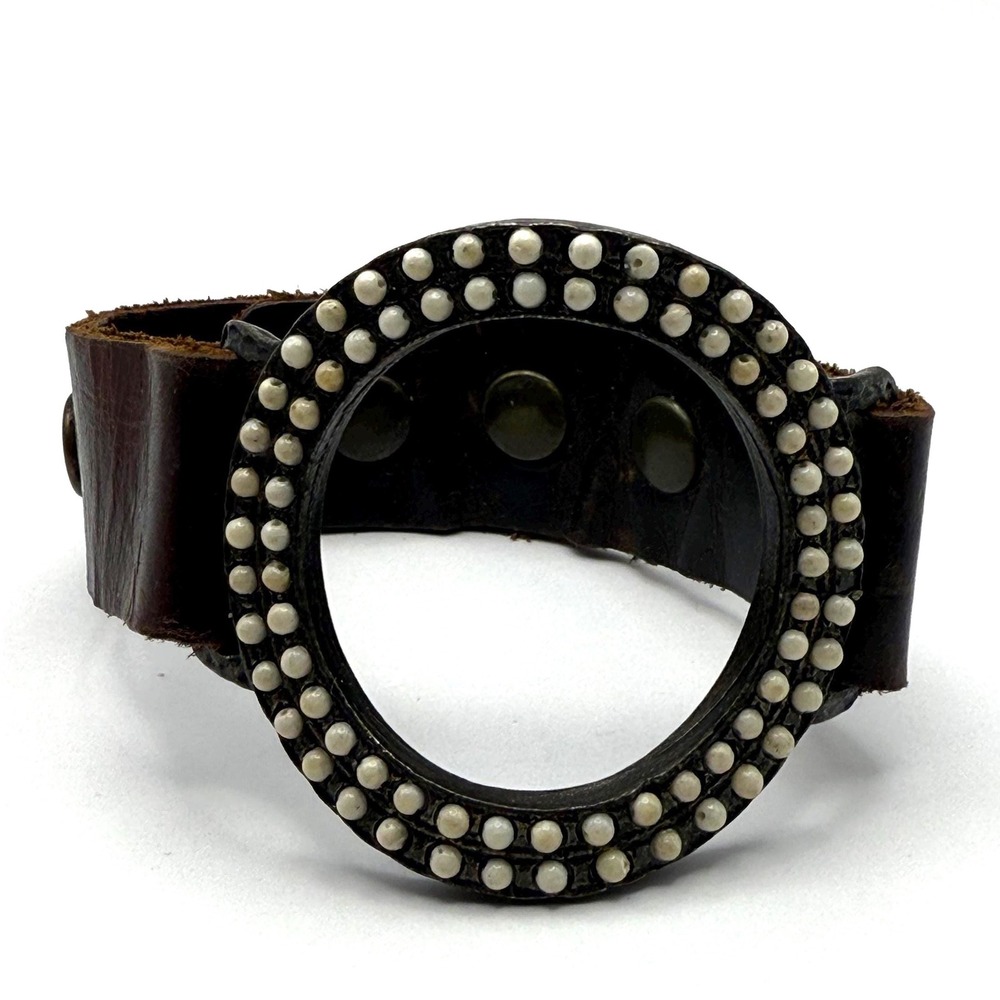 Vintage Boho Leather Cuff Bracelet with Pearl Accents – Rustic Statement Jewelry